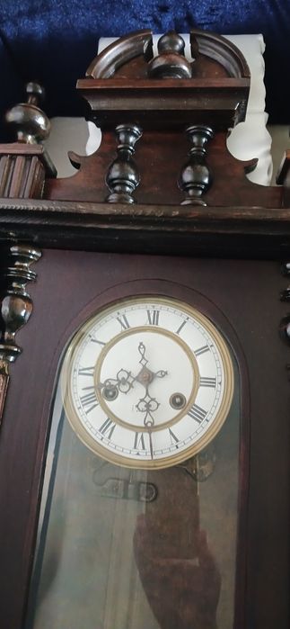 Часы настенныe старинные