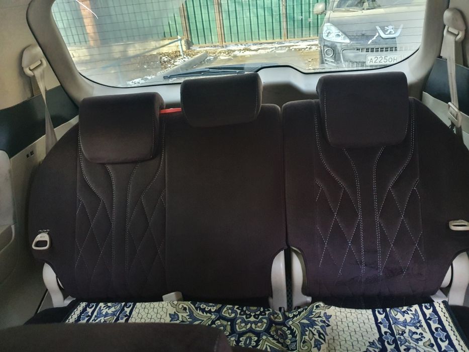 Тойота Превия минивен