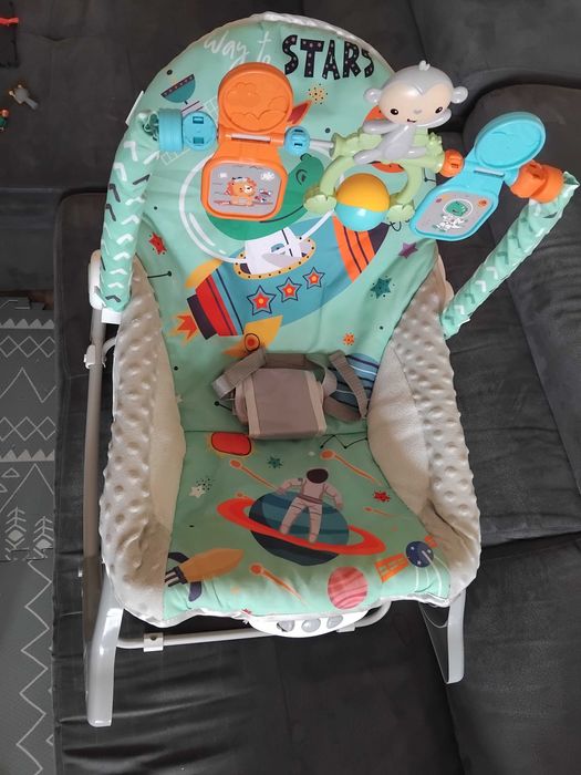 Музикален бебешки шезлонг