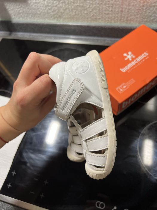 Biomecanics сандали