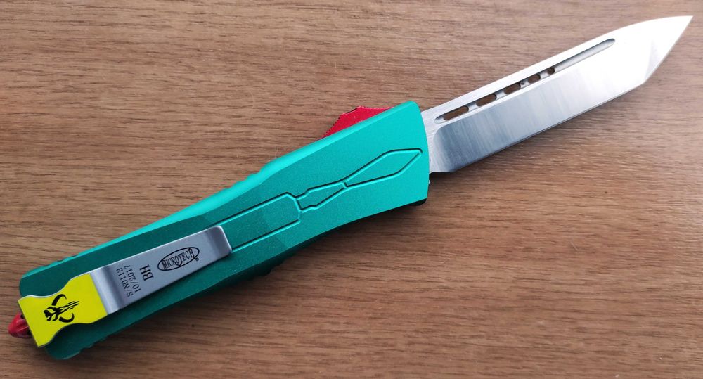 Microtech combat troodon tanto bounty hunter