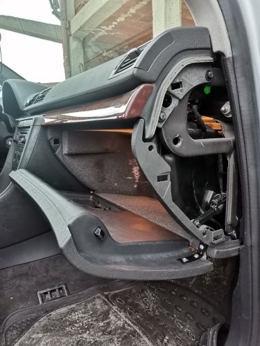 Kit reparație balamale torpedou Audi a4 b7/b6 și seat exeo