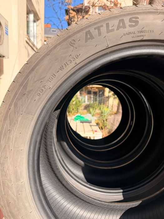 Нови летни гуми Atlas Excellion C/S 235/50 R19 – само 6000 км!