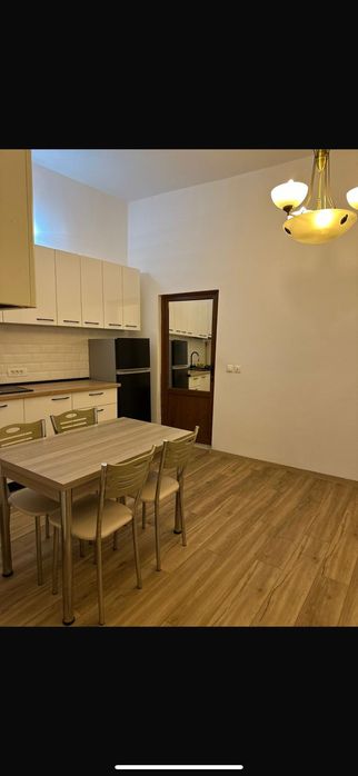 Inchiriez apartament 2camere  Central