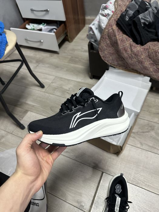 LINING оригинал новый