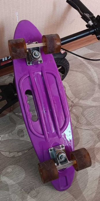 Скейтборд - пенни борд (penny board) со светящимися колесами