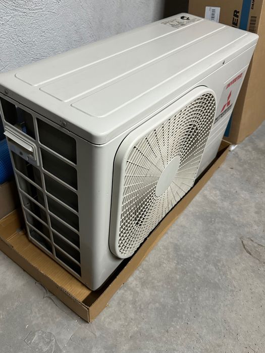 Климатик Mitsubishi Heavy SRC20ZS-W