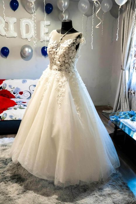 Vând rochie de mireasa