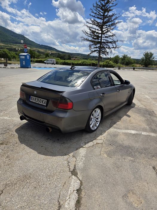 Бмв е90 330D 231кс