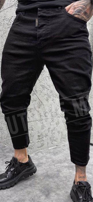 Мъжки дънки голям размер / размер 44 номер /цвят черен / колан 110 см.