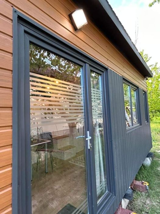 Casa de gradina, mobila, turistică