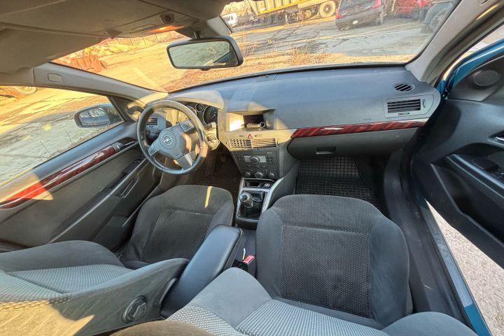 Capac culbutori 24440090 Opel Astra H