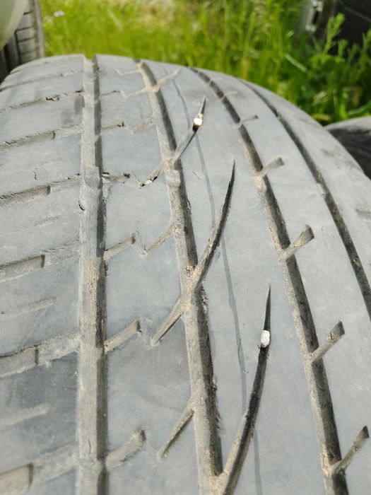 235/65/17  Continental  летни