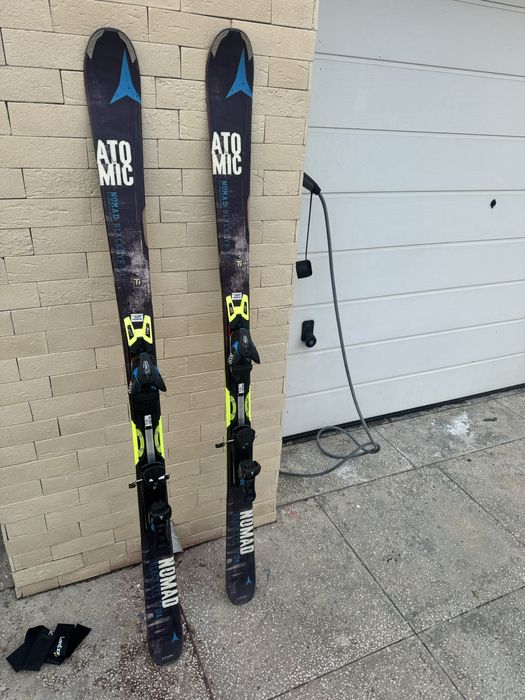 Schiuri ATOMIC NOMAD Blackeye TI