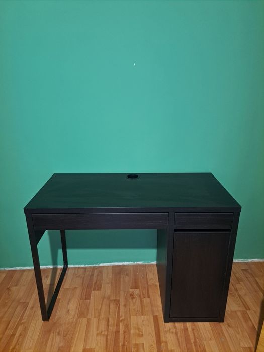 Birou Ikea MICKE negru-maro