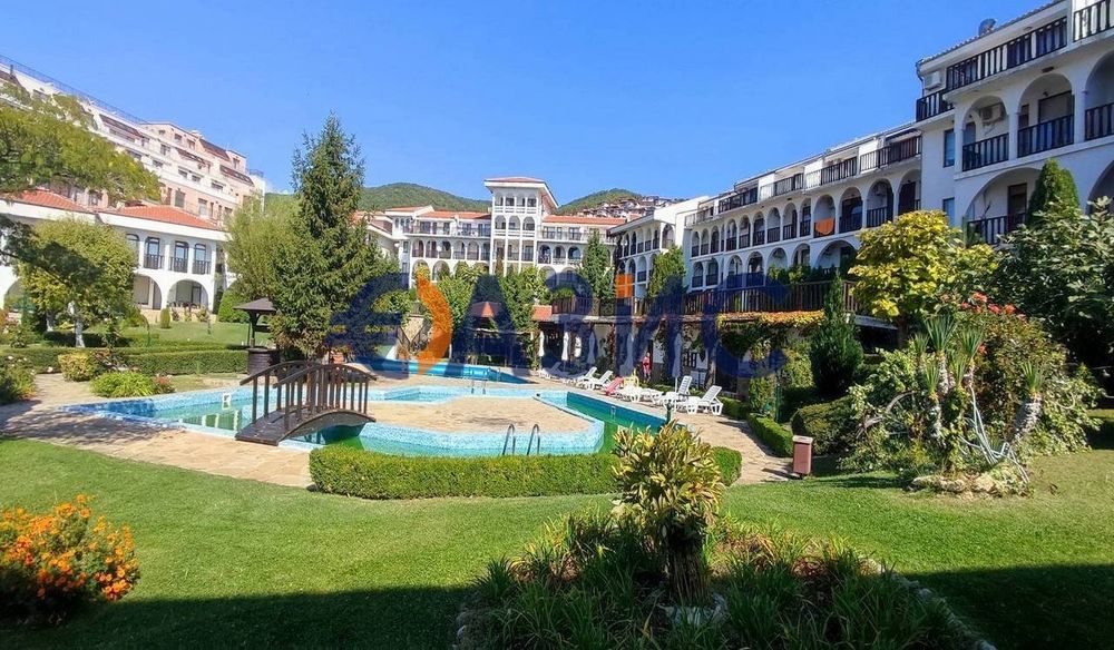 Продава се Тристаен апартамент в Свети Влас - 75 кв.м за 1600 €/кв.м - Снимка #2