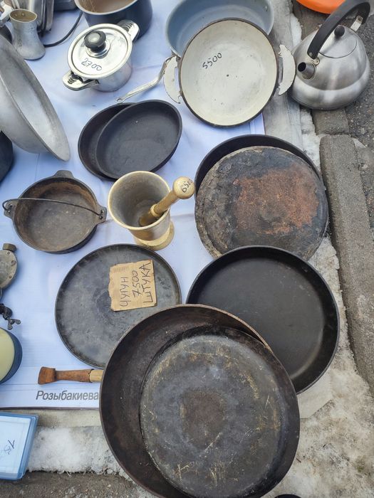 Продам гольфы скавародки чугунные баллон