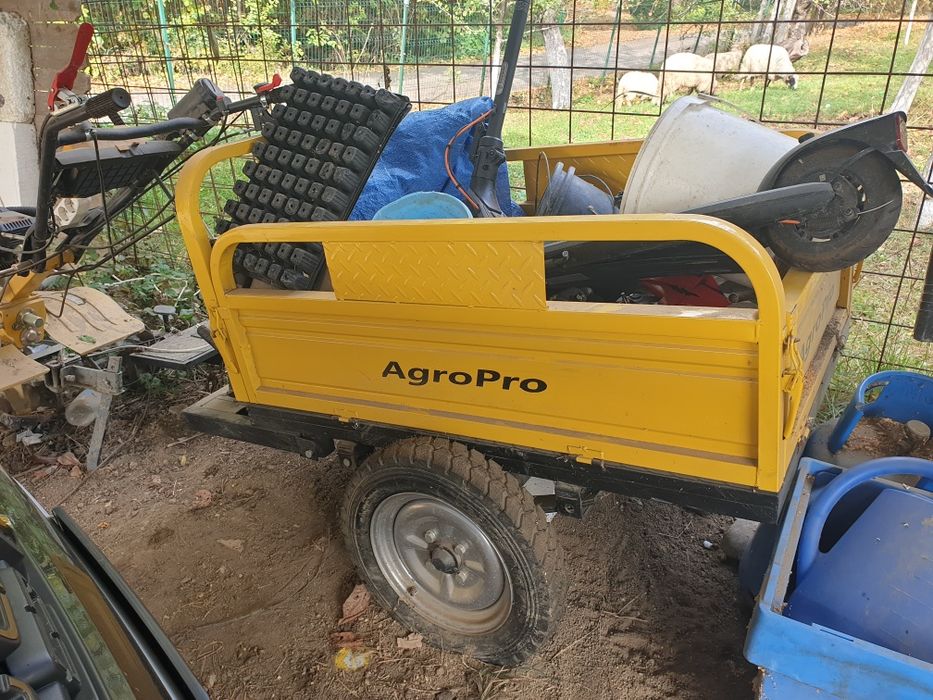 Remorca motocultor 550 kg