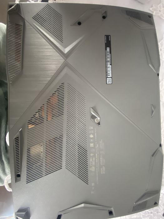 Leptop gaming msi nou