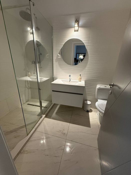 Închiriez apartament în complex white tower