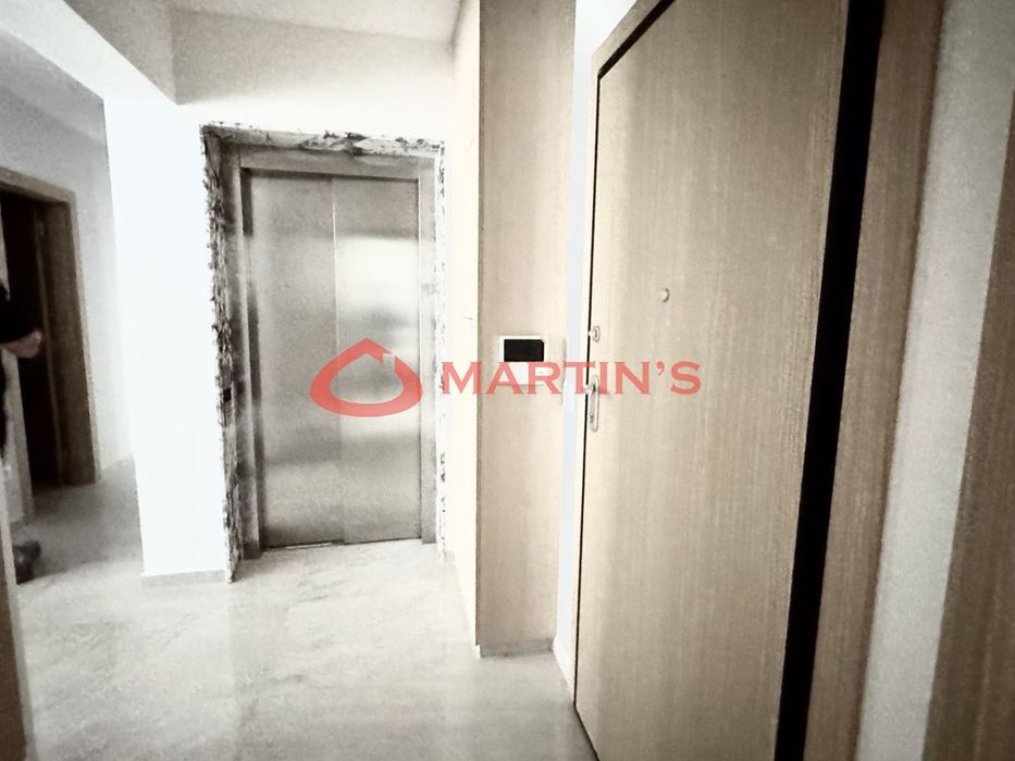 4-стаен в София-Оборище площ 185 цена 2000