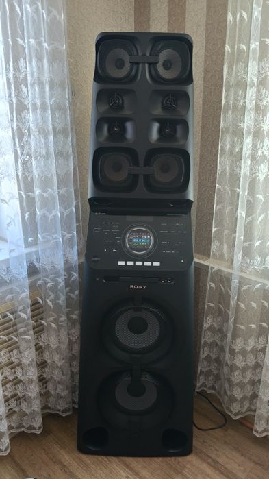 Продам музыкальный центр SONY MHC-V90DW
