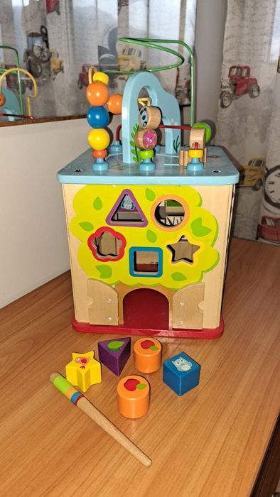 Мултифункционален куб с активности Hape