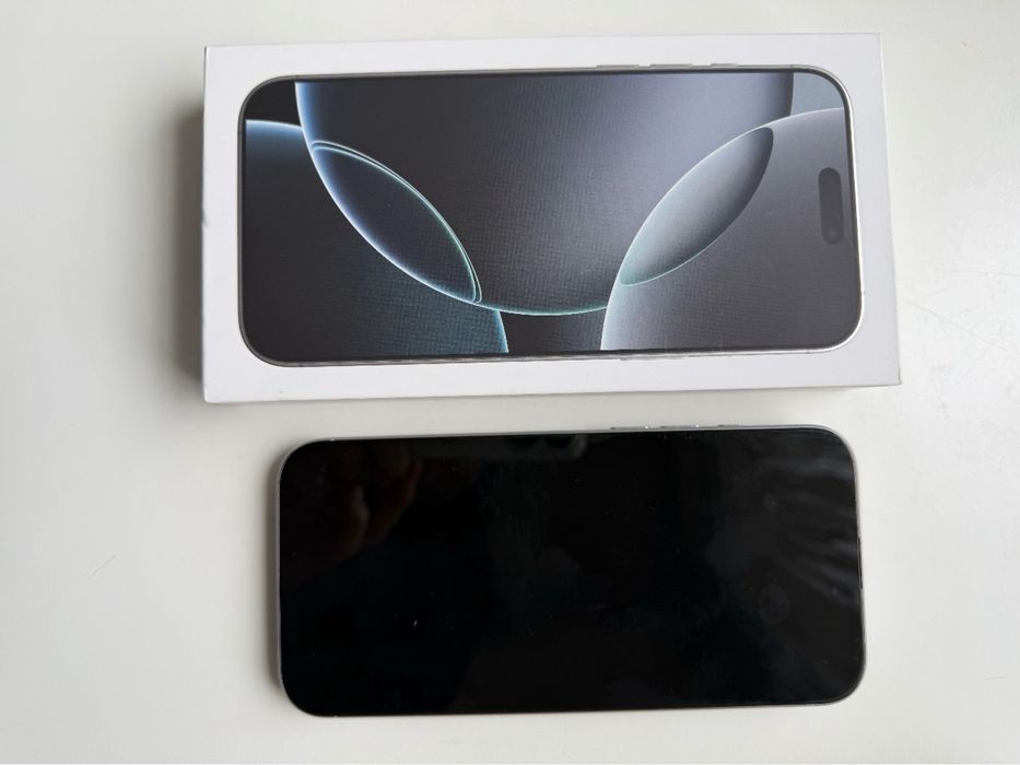 продам айфон 16 про макс