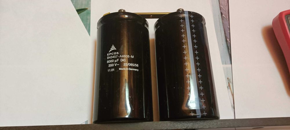 condensatori  industriali  350v/6000micro si 600v/260micro