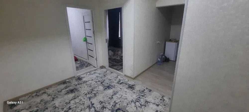 Продается 4х комнатная квартира, Район Янги Хаёт, Спутник, 0837