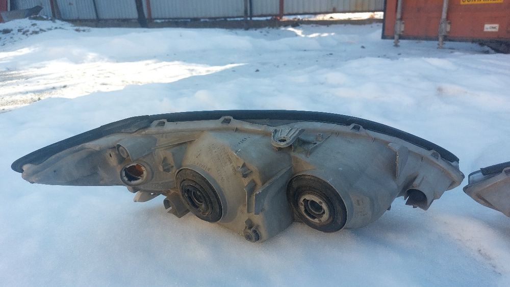 Фары на Тойота камри