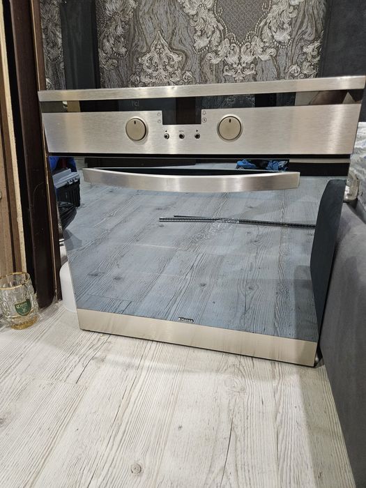 Продам духовой шкаф