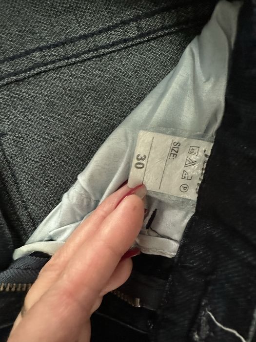 Продам джинсы подростковые, на мальчика.