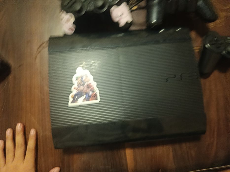 Playstation 3 slim pro sotiladi arzon