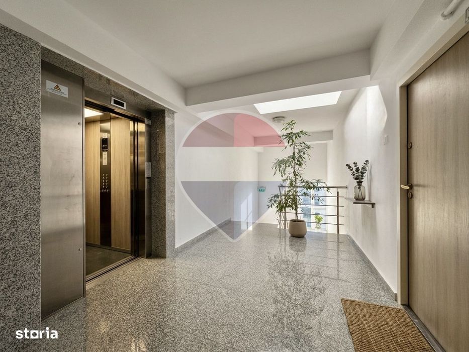 Penthouse deasupra orașului | 200 MP |