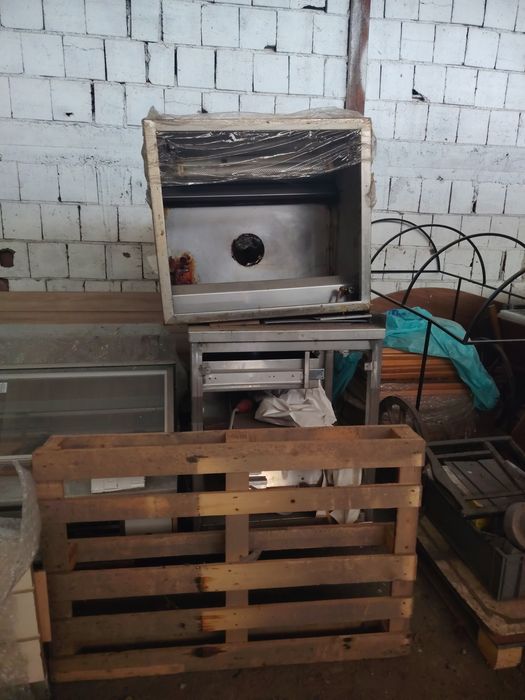Продавам аспирации, скари зануси (трифазни професионални) маси неръждавейка и др.