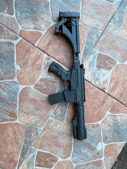 Pistoale airsoft cu bilute de plastic