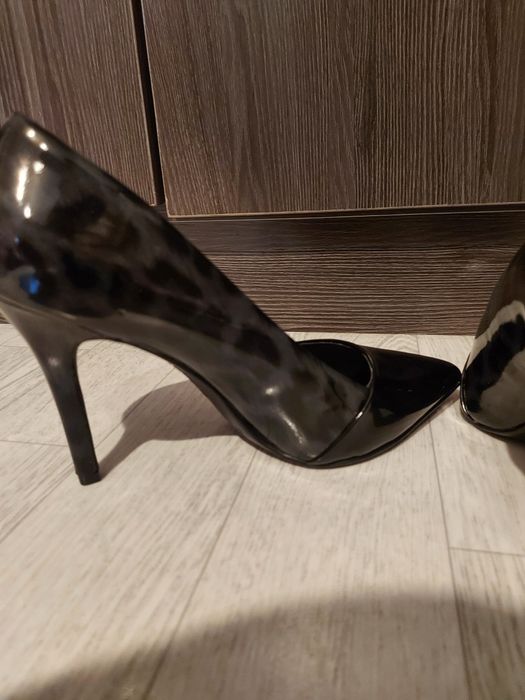 Новые туфли из Нидерландов.