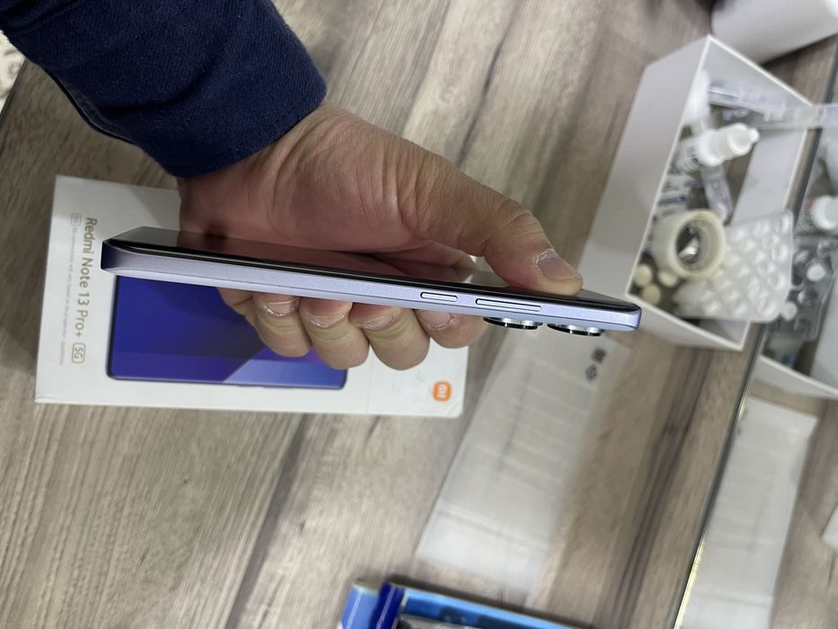 Продам срочно Redmi note 13pro+ 5g ideal full komplekt