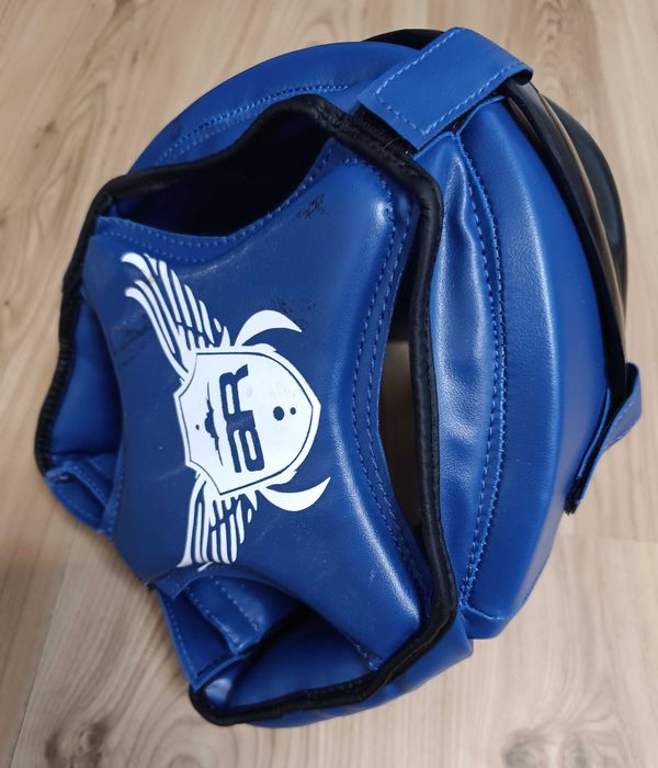 Casca cu grilaj Armura Dominator 2.0