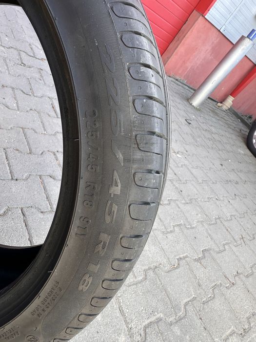 Pirelli Cinturato P7 225/45/18. 91Y DOT 0824