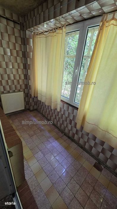 Decomandat 2 Camere, 1 Decembrie