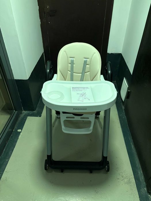 Детский стульчик для кормления