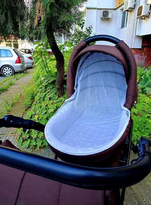 Изключително запазена количка Tutek
Бебешката количка Tutek. Има из