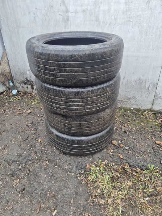 Продам шина 215/55R17