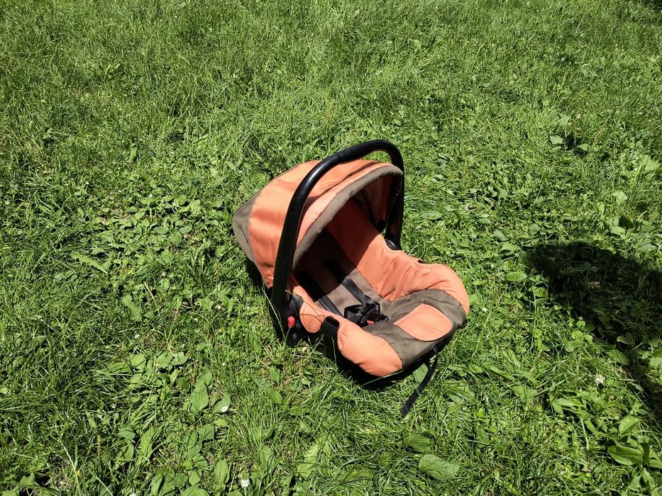 Scaun copii  , scoica