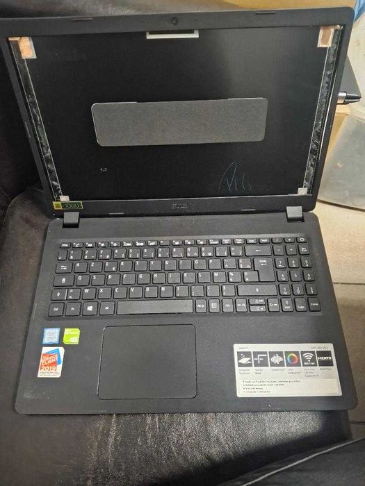 dezmembrez laptop acer  aspire 5