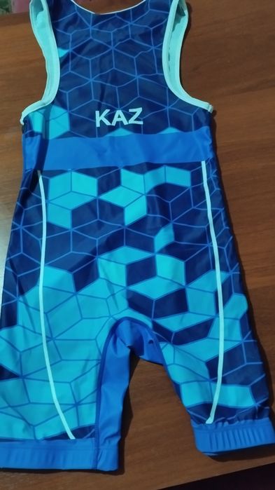 Продаю трико и барцовки