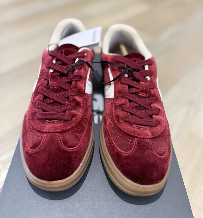 Adidasi Bershka