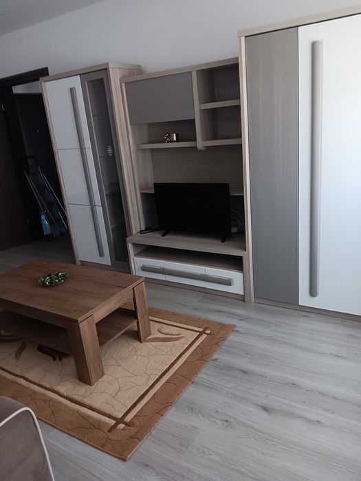 Inchiriez ap.2 camere decomandate et.1 recent renovat Sibiu